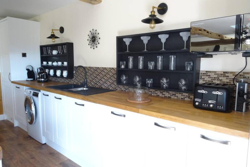 Lowlands Cottage Beccles Exterior foto